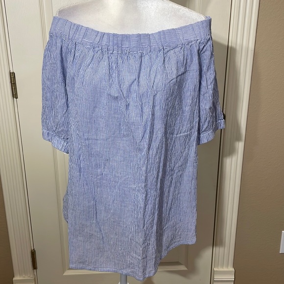 MICHAEL Michael Kors Tops - Michael Kors off the shoulder top.